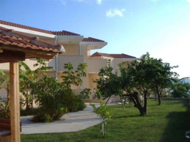 Christina Studios Lourdata  Exterior foto